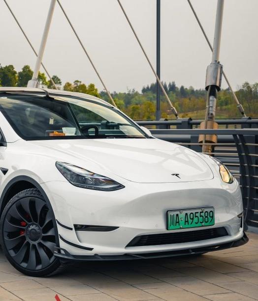 Tesla Model Y 2020 2021 2022 2023 2024 with Aftermarket Parts - AE Style Front Lip Carbon Fiber from ArmorExtend