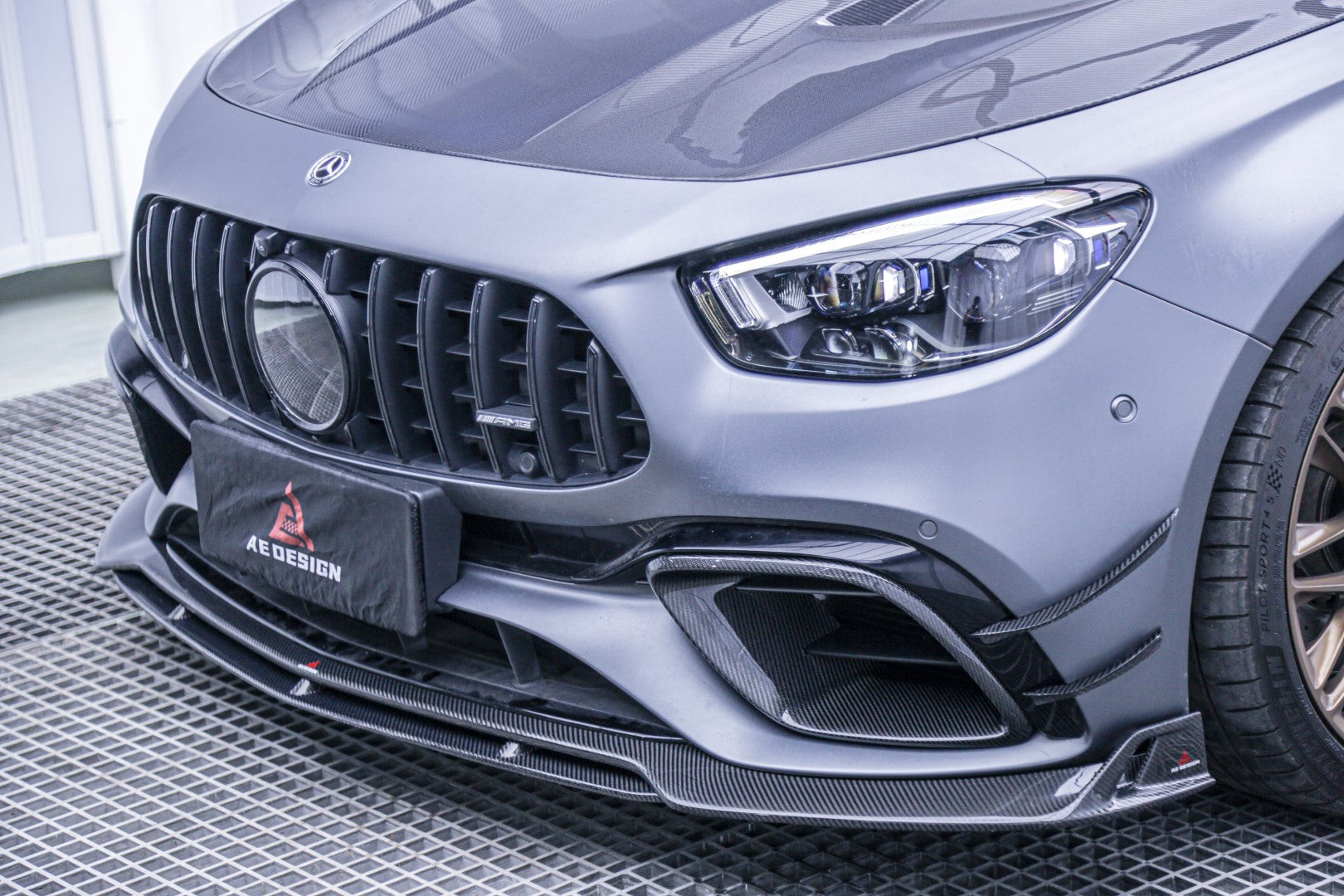 Armorextend AE Design Carbon Fiber Hood Bonnet for Mercedes Benz W213 4 Door E63 2017-ON