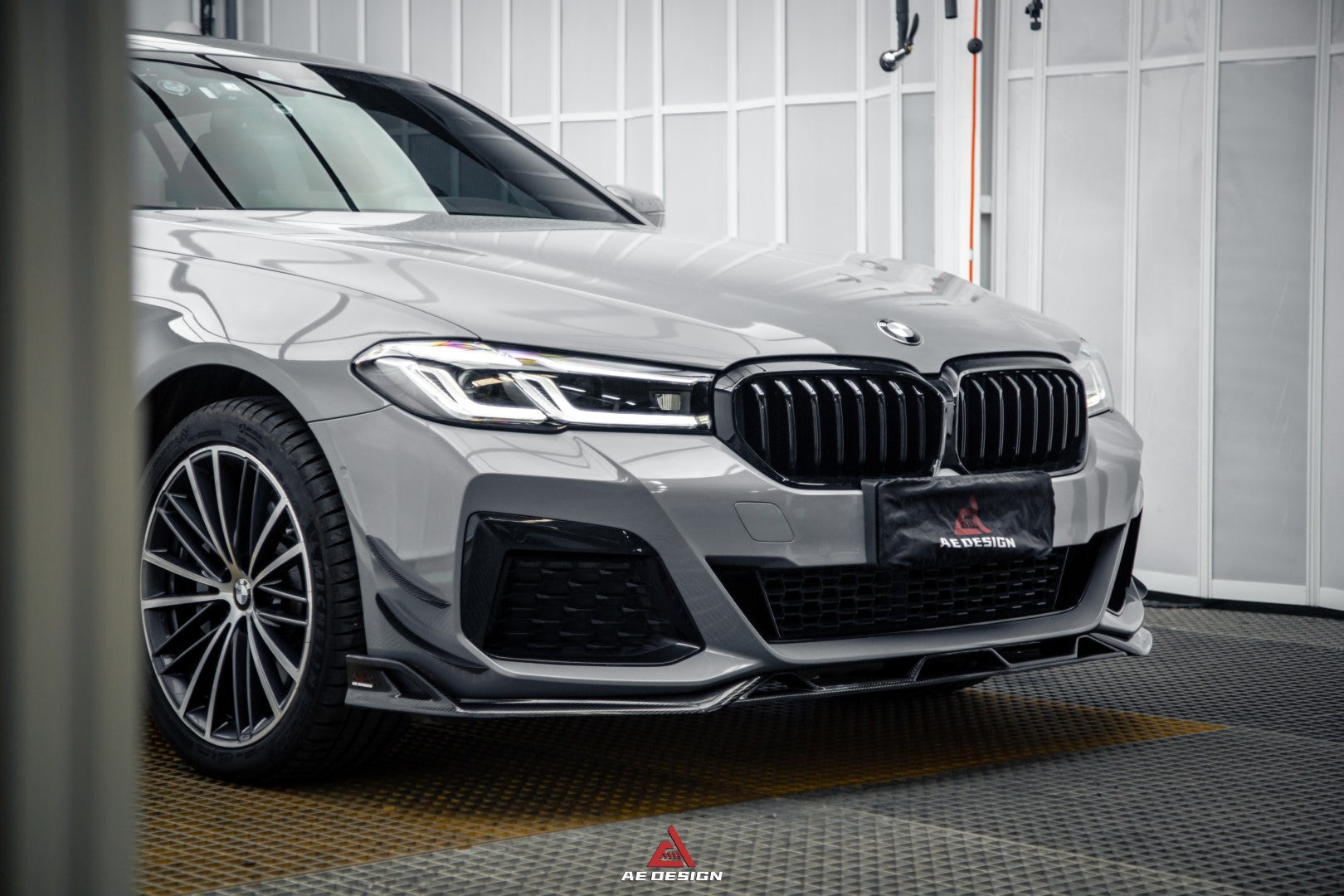 Armorextend AE Design Carbon Fiber Front Splitter for BMW G30 540i M550i 2021-ON LCI